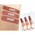 رژلب مات روولوشن مدل Soph x - تصویر 4