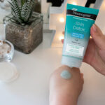 ماسک و شوینده سم زدای صورت نوتروژینا اسکین دیتوکس - تصویر 2