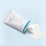 کرم ضد آفتاب بی رنگ آکوآ برند میشا SPF50 - تصویر 3