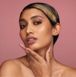 رژلب مایع و مات هدی بیوتی Sweet Talker - تصویر 4